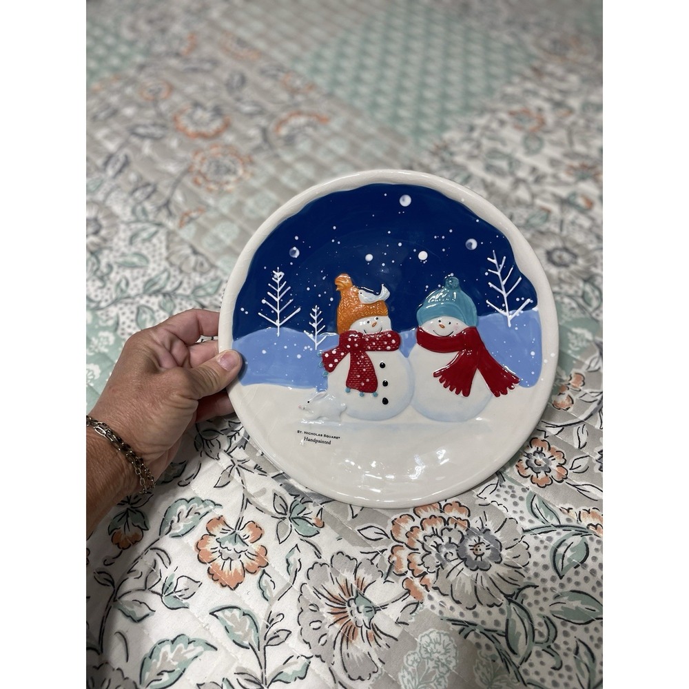 St. Nicholas Square‎ Snow Days Plate